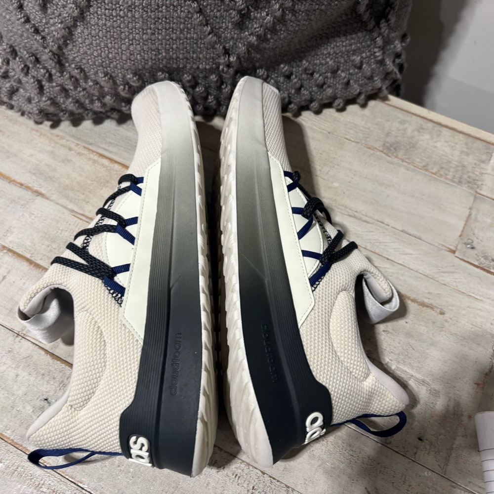 Adidas Lite Racer Performance Shoes-Size 10.5 - Picture 2 of 7